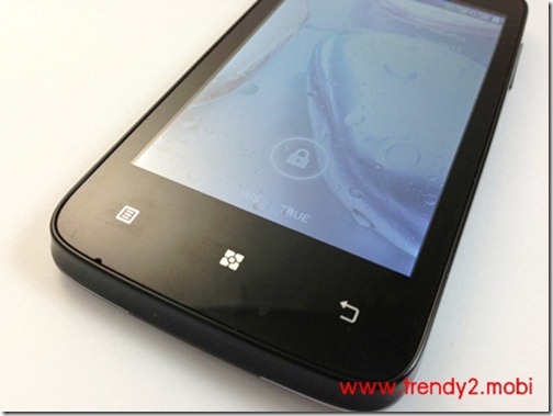 lenovo-a390Photo 29-8-2556, 21 54 16