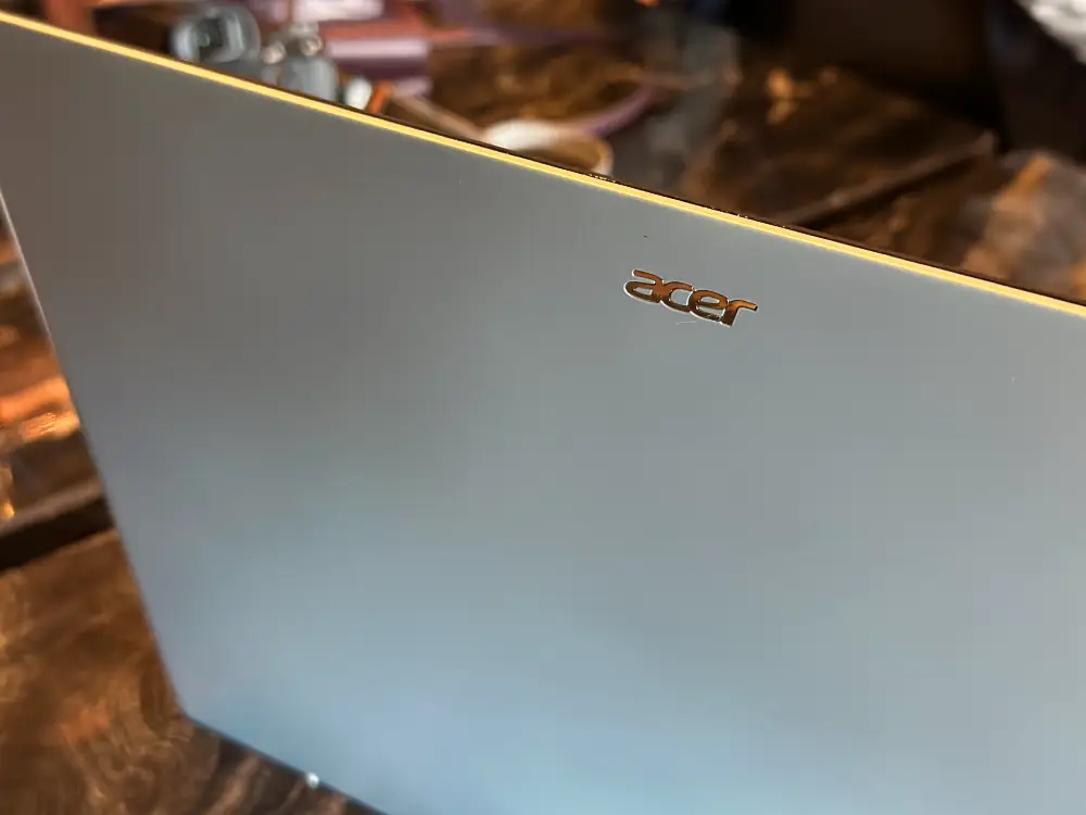 Laptop Acer Swift Edge