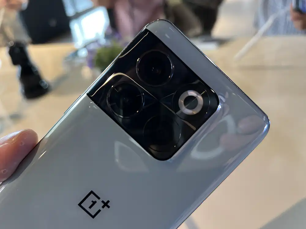 OnePlus 10T 5G กล้องหลัง
