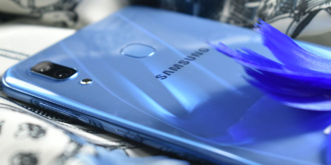 Samsung Galaxy A30